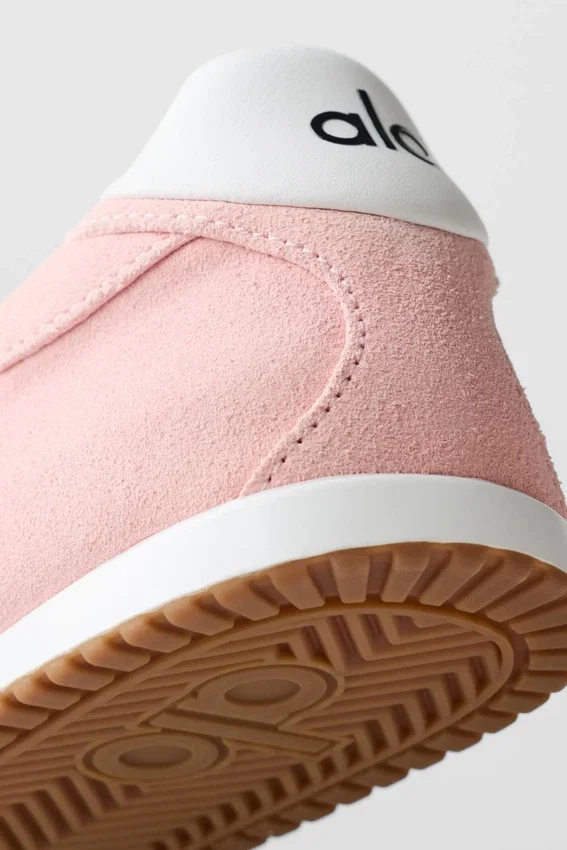 Alo Sunset Sneakers – solkysset rosa