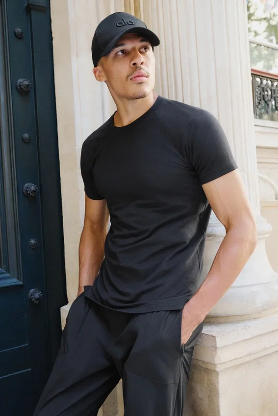 Alo Vapor Crewneck Shorts – Svart