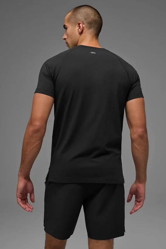 Alo Vapor Crewneck Shorts – Svart
