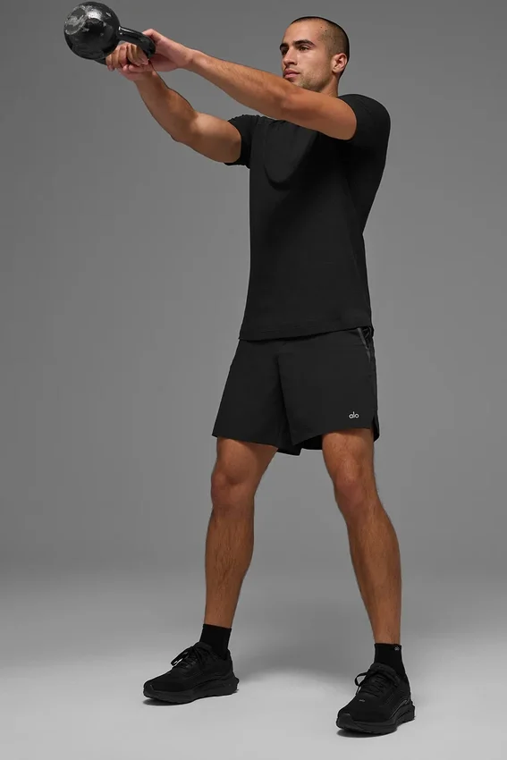 Alo Vapor Crewneck Shorts – Svart