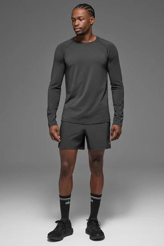 Alo Vapor langermet genser med rund hals – Anthracite