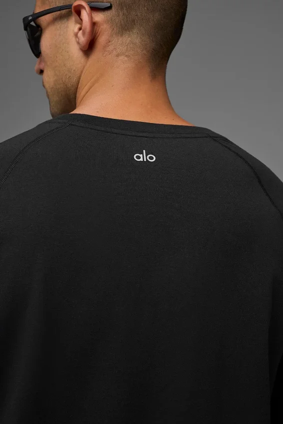 Alo Vapor langermet genser med rund hals – svart
