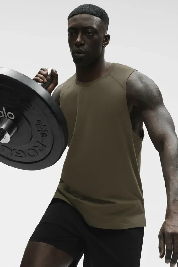 Alo Vapor Muscle Tank – Olive Tree