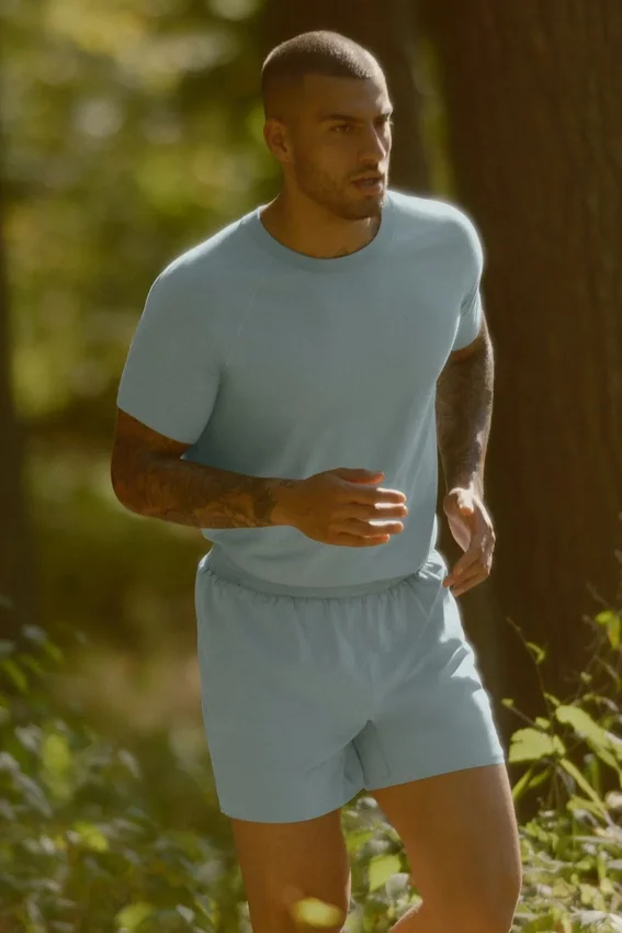 Alo Vapor T-skjorte med rund hals og korte ermer – Desert Sage