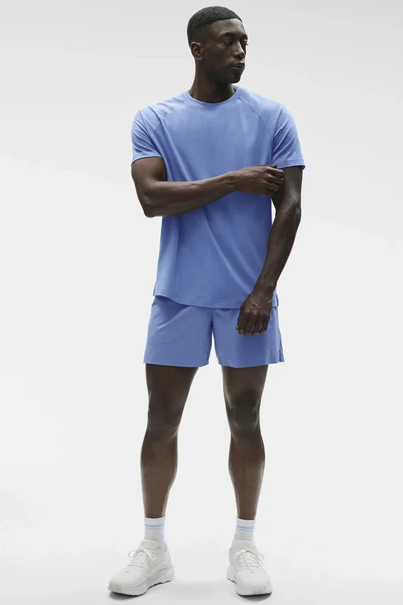 Alo Vapor T-skjorte med rund hals og korte ermer – Provence Blue