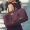 Alo Voyage Duffelbagger – Bordeaux-lær