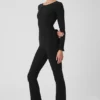 Alosoft Melody helkroppsonesie med bootcut-ben – svart