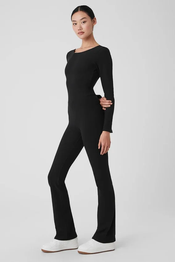 Alosoft Melody helkroppsonesie med bootcut-ben – svart