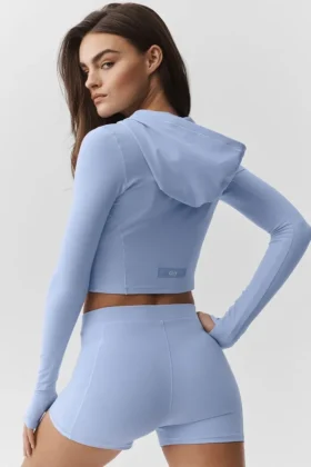 Alosoft Sincere tettsittende jakke – lys provenceblå