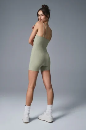 Alosoft «Suns out»-Onesie – Limestone