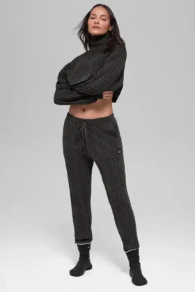 Cable Knit Winter Bliss-bukser – mørk melert grå