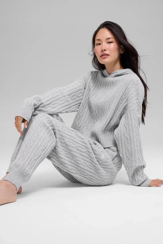 Cable Knit Winter Bliss-hettegenser – Athletic Heather Grey
