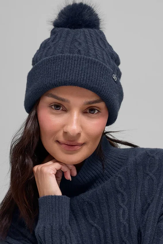 Cable Knit Winter Bliss Luer – Navy