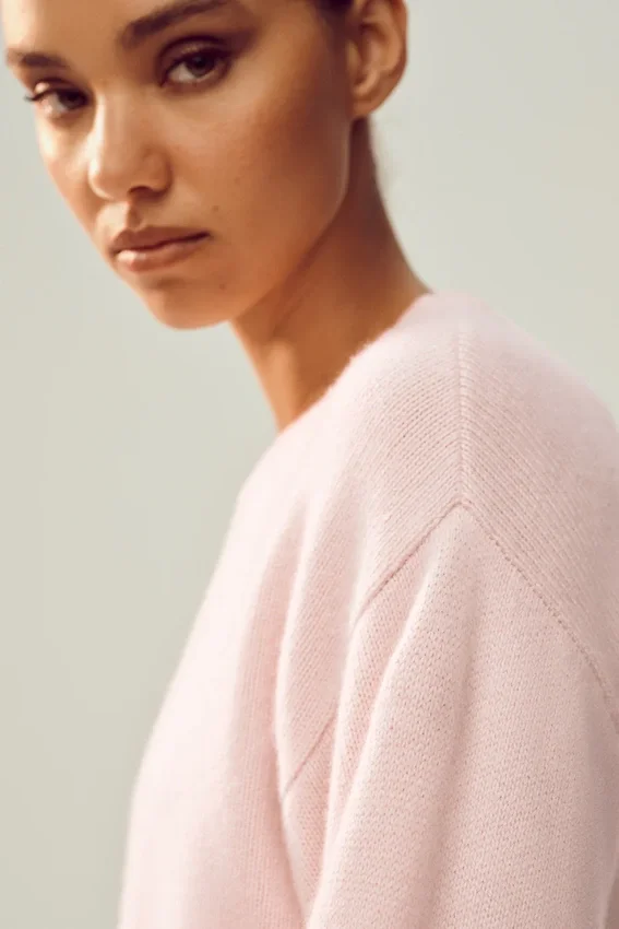 Cashmere Embrace-genser – Frosted Pink