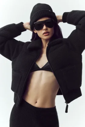 Cashmere Northstar-strikkegenser med puff-silhuett – svart