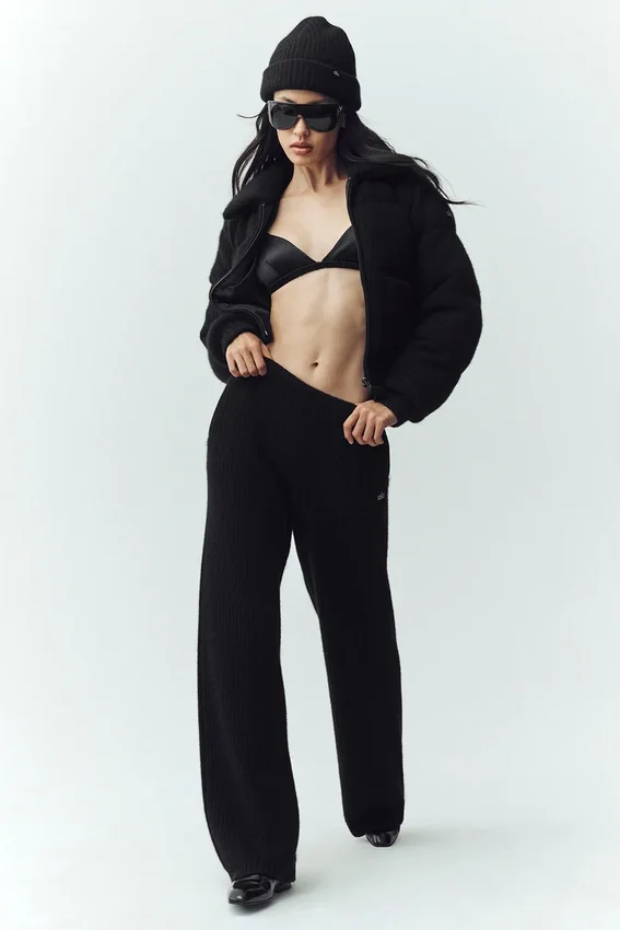 Cashmere Northstar-strikkegenser med puff-silhuett – svart