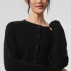 Cashmere Plush Waffle Cardigan – svart