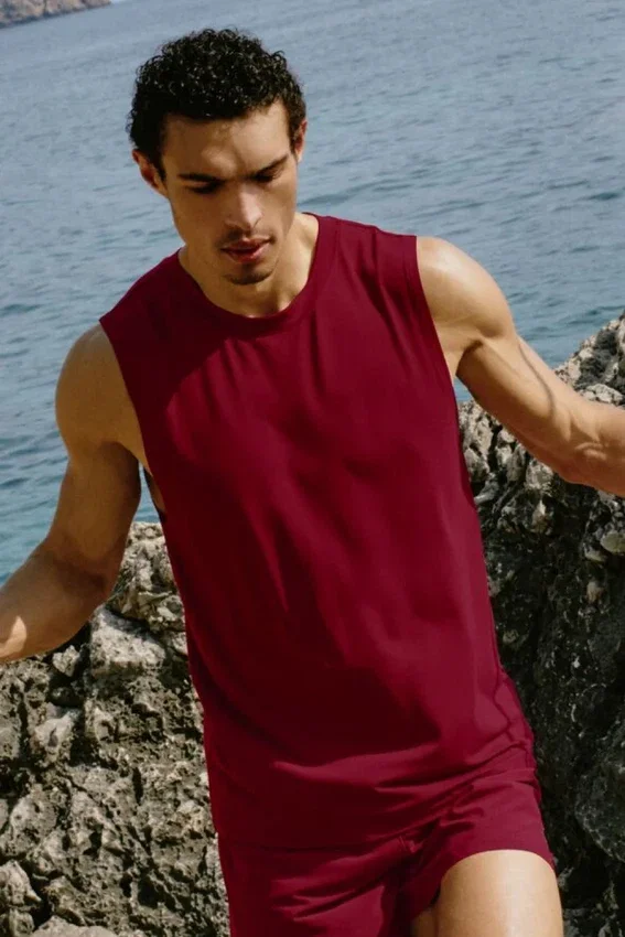 Conquer Muscle Tank – Garnet