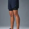 Conquer React 2-i-1 Performance-shorts – marineblå/svart