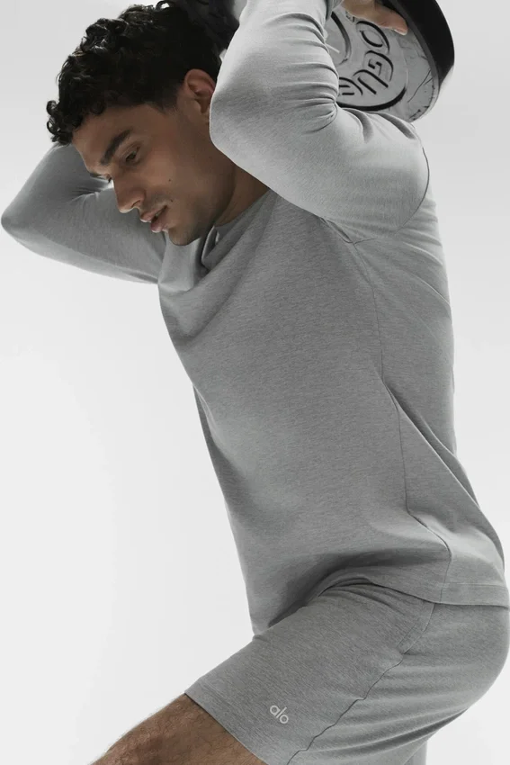 Conquer Reform langermet genser med rund hals – Athletic Heather Grey