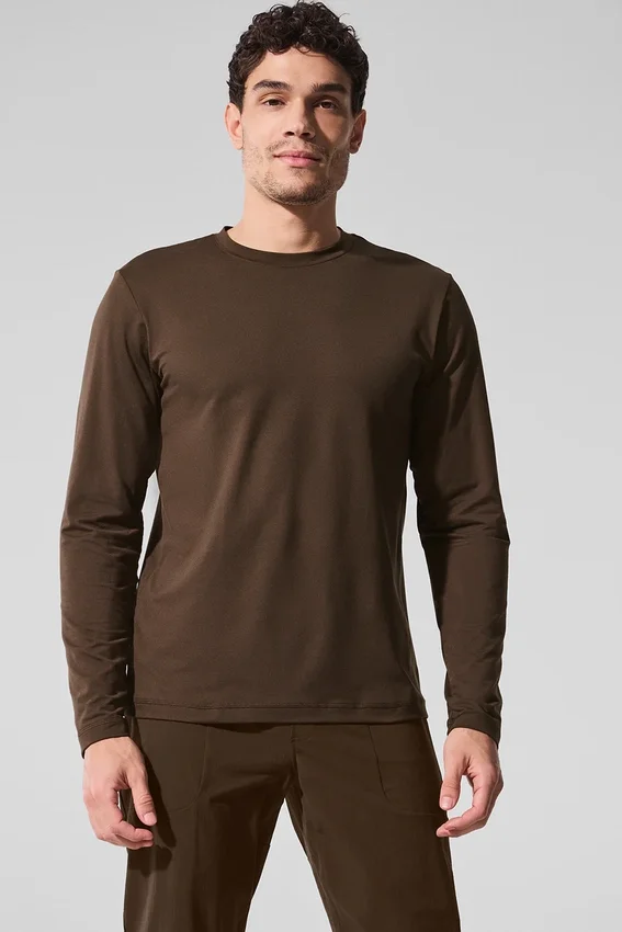 Conquer Reform langermet genser med rund hals – Espresso