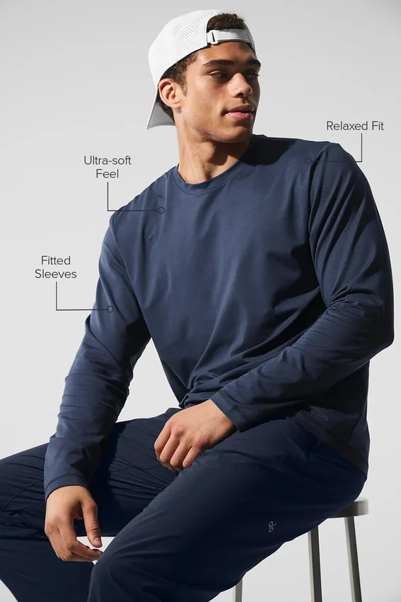 Conquer Reform langermet genser med rund hals – Navy