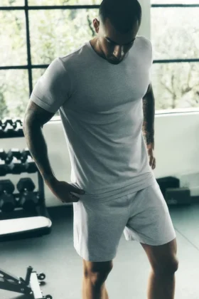 Conquer Reform T-skjorte med rund hals og korte ermer – Athletic Heather Grey