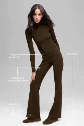 Denimstrikkede High-Waist-bukser med utvidet ben – Espresso/svart