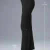 Denimstrikkede High-Waist-bukser med utvidet ben – svart/antracitt