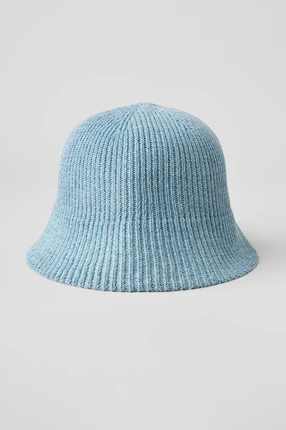 Denimstrikket cloche – himmelblå/mørk himmelblå