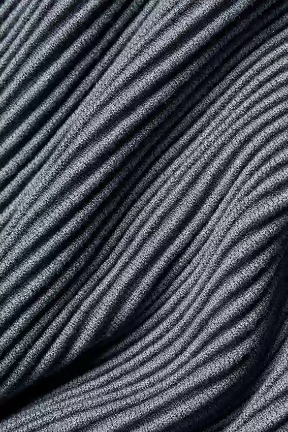 Denimstrikkede High-Waist-bukser med utvidet ben – stålgrå/antracitt
