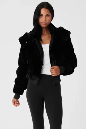 Faux Fur Foxy-jakke – svart