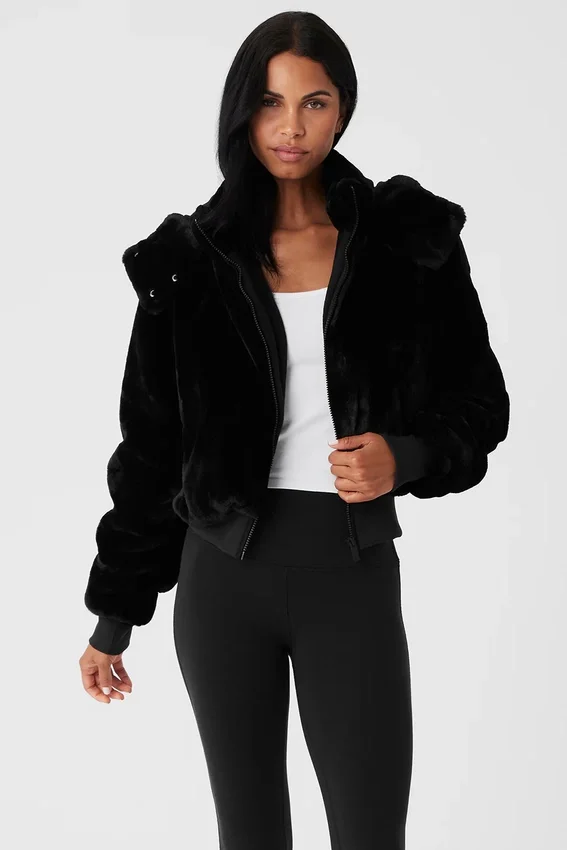 Faux Fur Foxy-jakke – svart