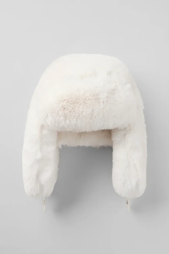 Faux Fur Starstruck Hat – Ivory