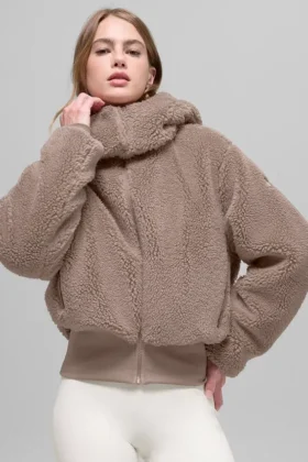 Foxy Sherpa-jakke – Chai Latte