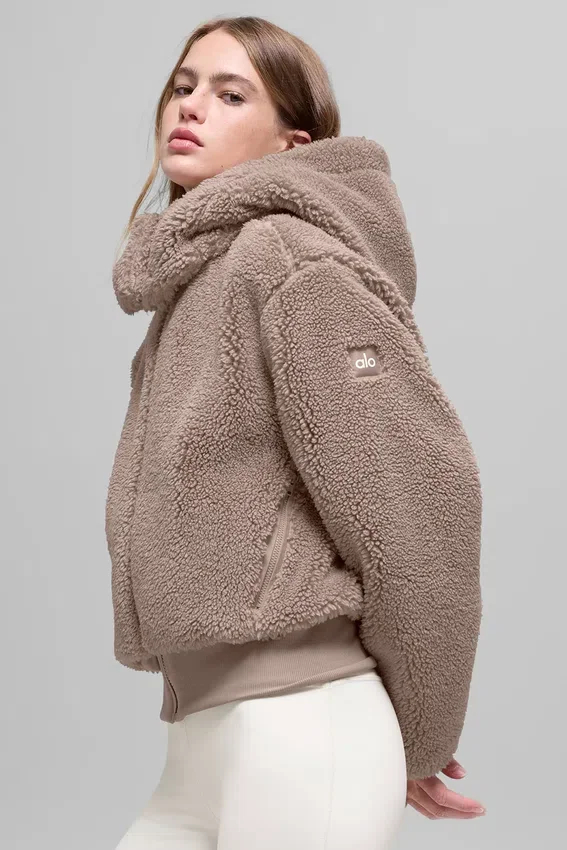 Foxy Sherpa-jakke – Chai Latte