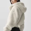 Foxy Sherpa-jakke – elfenben