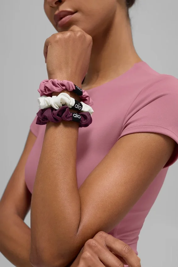 Fresh Mini Scrunchie 3-pakning – Burgunder/rosa villrose/elfenben