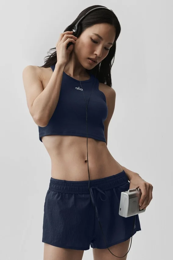 Go Time-shorts med middels høy midje – Navy