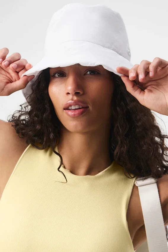 Good Shade Puffer Bucket Hat – hvit