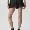 Halvgjennomsiktig Golden Hour-shorts med middels høy midje – svart