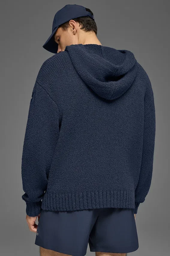 Hettegenser i strukturert strikk – Navy