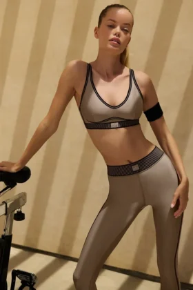High-Waist Airlift 7/8 Line up Tights – Gravel