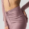 High-Waist Airlift Divine Capri – Smoky Quartz