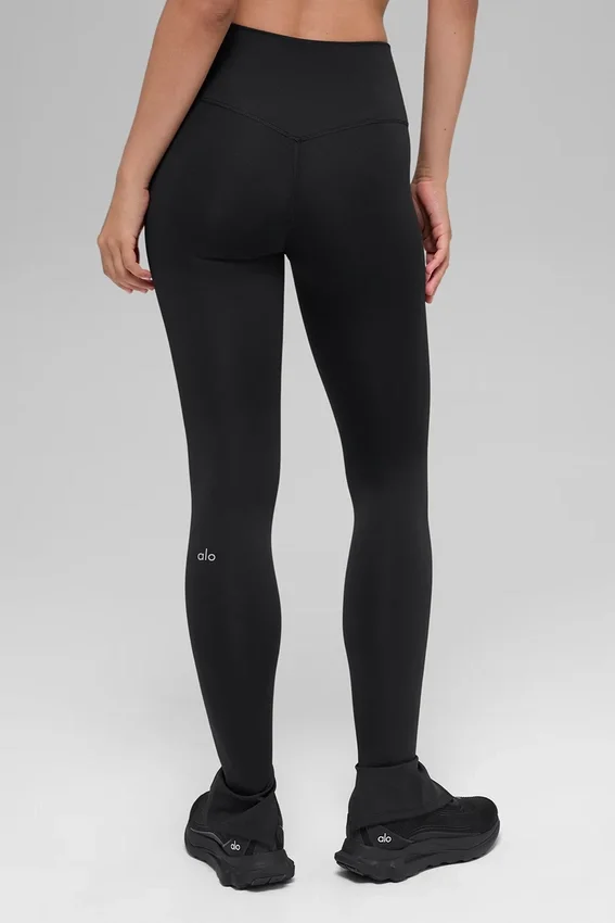 High-Waist Airlift Elongated Legging – svart