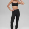 High-Waist Airlift Elongated Legging – svart