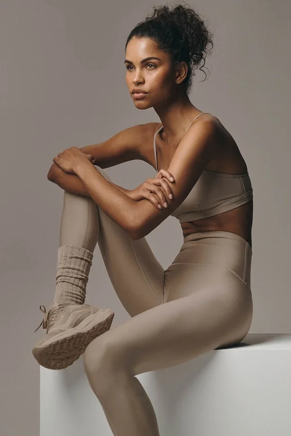 High-Waist Airlift Legging – Gravel