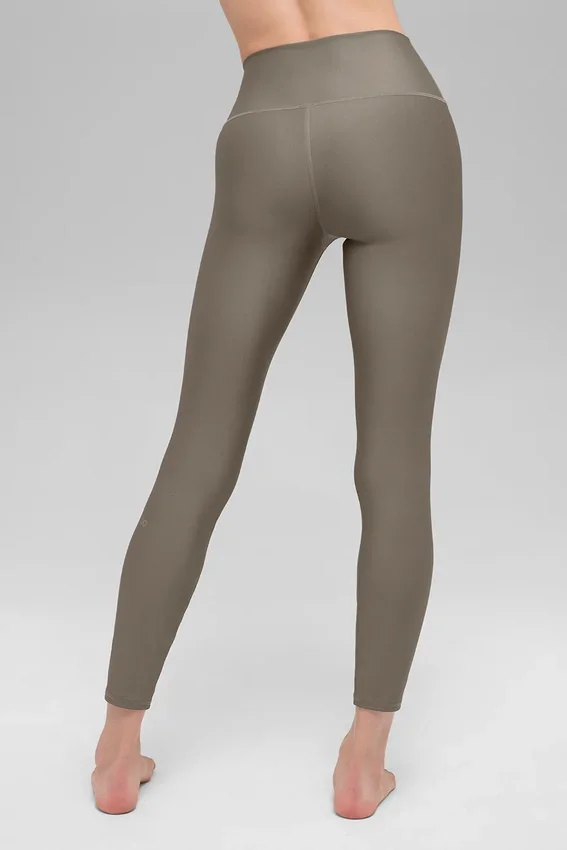 High-Waist Airlift Legging – Light Cocoa