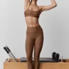 High-Waist Airlift Legging – solkysset brun