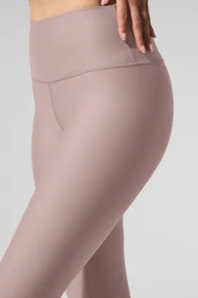 High-Waist Airlift Legging – taupe